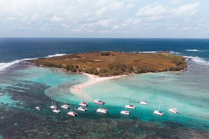 3 North Islands Catamaran Cruise with Lunch & Drinks on island. - Lunch BBQ, salad, and drinks: included value you’ll actually use