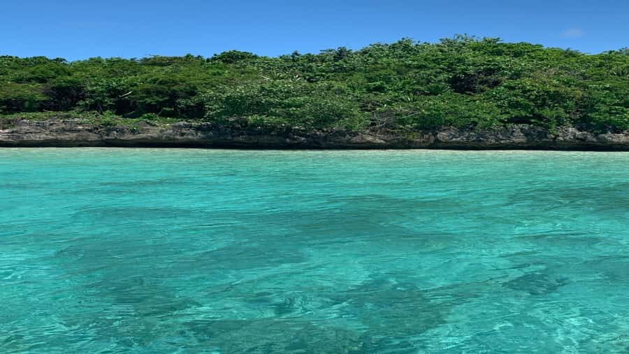 5 Islands Private Speedboat w/ Snorkeling + Lunch & Drinks - Open Bar and Beach BBQ Lunch: What All-Inclusive Really Feels Like