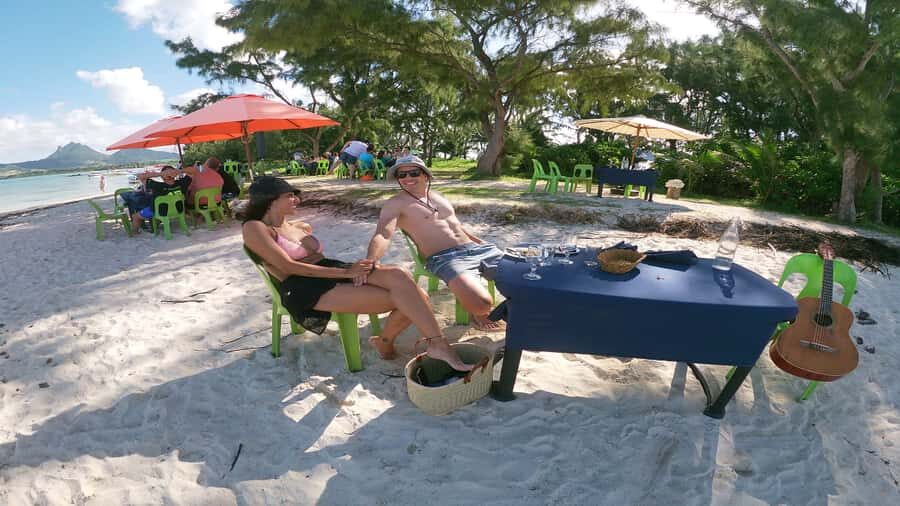 5 Islands Speedboat w/Snorkeling Sea Turtle + Lunch & Drinks - Why This Mauritius Speedboat Day Feels More VIP Than Typical Tours