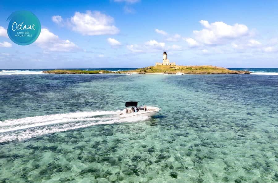 5 islands tour: New Private OCÉANE Speedboat - The Full Route: Waterfall, Wildlife, Lighthouse, and Island Stops