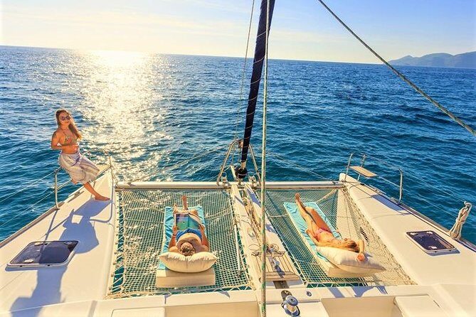 Catamaran Ile aux Cerfs, snorkeling + GRSE Waterfall, BBQ & Bar - Ile aux Cerfs Island: Beach Time, Snorkeling, and Optional Fun