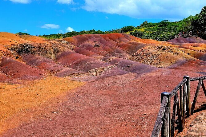 Chamarel 7 Colours and Waterfalls - Exclusive South West Tour - Alexandra Falls: short visit, real payoff