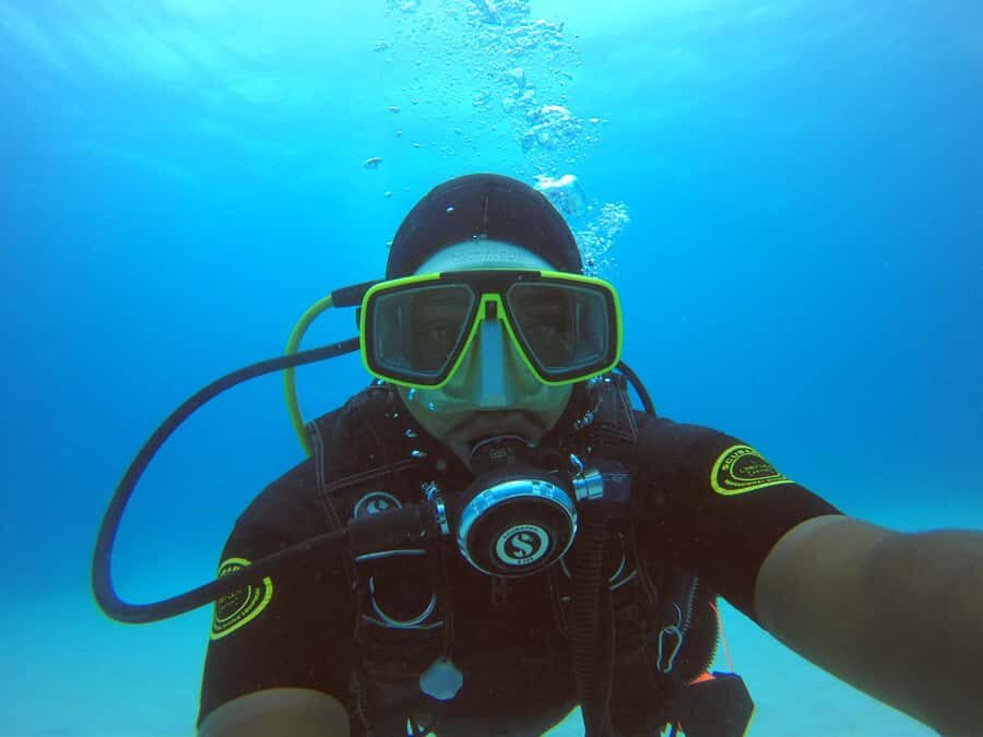 Discover Scuba Diving in the North of Mauritius - Safety briefing and equipment basics that make beginners breathe easier