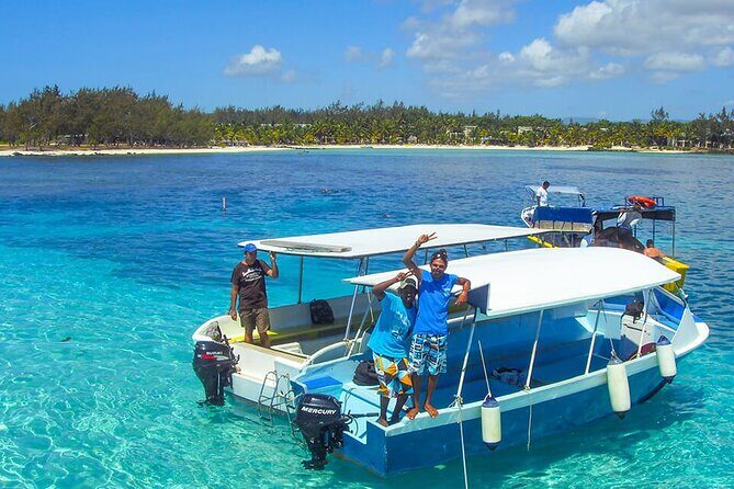 Eastern Treasures of Mauritius: incl Rhumerie St Aubin & Blue-Bay Marine Park - Stop 1: Saint Aubin and the quick start feel