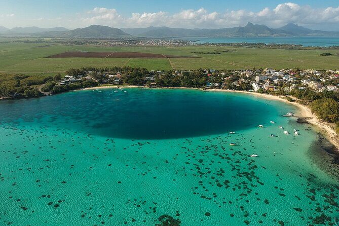 Exotic East of Mauritius: Full-day incl Ile aux Aigrette & Blue-Bay Marine Park - Mahebourg for Lunch and Colonial-Museum Time