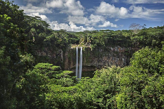 Exotic South: Journey into the Nature (Full-Day Tour incl Lunch & Ebony Forest) - Trou aux Cerfs crater: the first taste of volcanic Mauritius