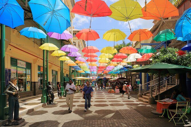 Food Tasting & Market Shopping: Private Guided Tour in PORT LOUIS - Port Louis first: markets, clothes shopping, and getting your bearings