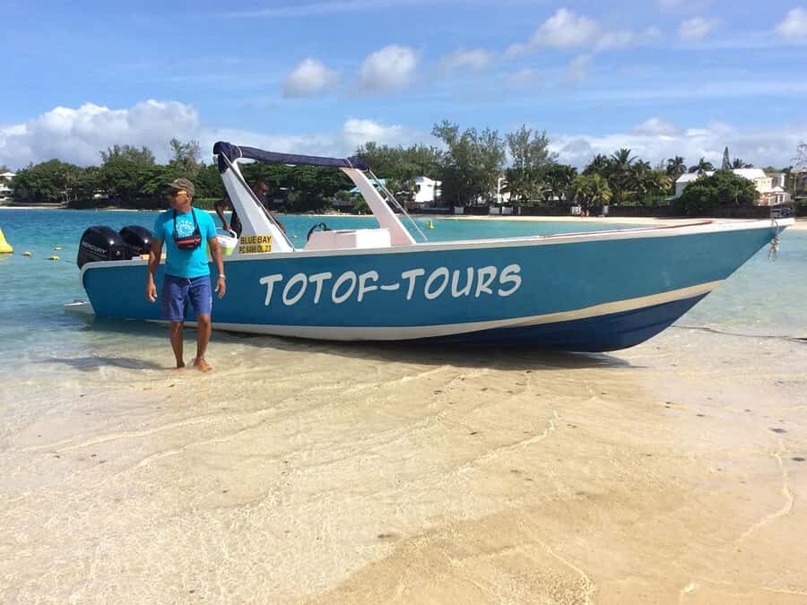 From Blue Bay: Ile aux Cerfs Speedboat Excursion with BBQ - Ile aux Fouquets Lighthouse Ruin: A Quick Land Break With Island Atmosphere