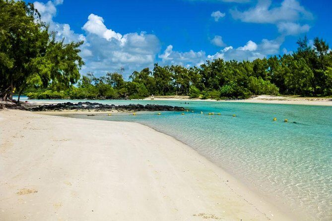 Full-Day At Ile Aux Cerf: Speed Boat, GRSE, Lunch On A Private Island & Transfer - Price and value: $110.38 feels fair if you want a full-day activity