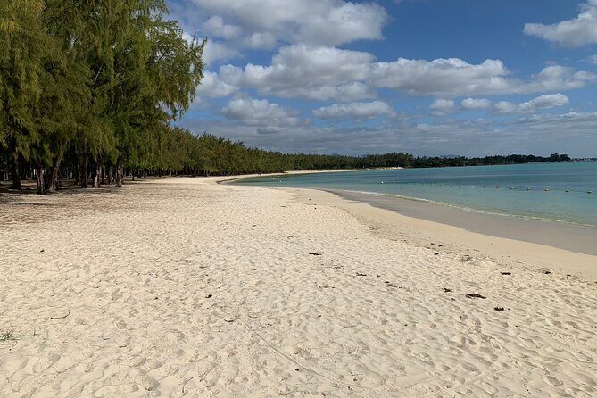 Full-Day Dolphin Watching Cruise in Mauritius - Crystal Rock snorkelling: equipment included, reef time included