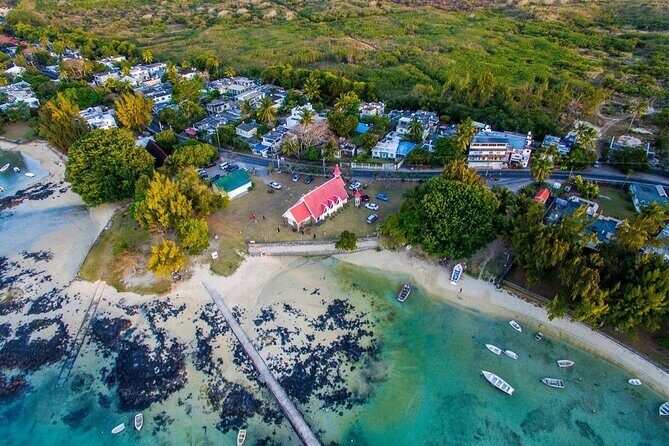 Full-Day North Tour of Mauritius, ALL INCLUSIVE Day Trip, Private SUV Car, Guide - Grand Baie Shopping and the Duty-Free Passport Reminder