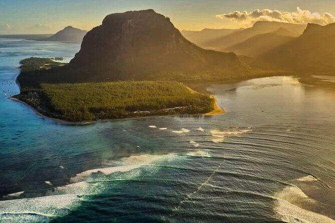 Full-Day Private Hiking le Morne Mountain & Seafood Lunch at Islet Fourneau - Price and Value: What $166.79 Covers (and Why It Can Be Worth It)