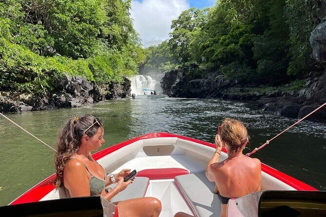 Full Day Shared Speed Boat in Ile Aux Cerfs Lunch & Transfer incl - Quick hits from this day trip