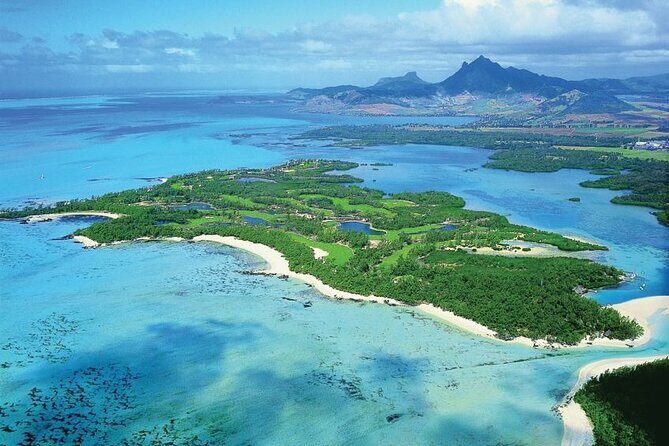 Full Day Shared Speed Boat in Ile Aux Cerfs Lunch & Transfer incl - Boat type and route: catamaran stretches plus speedboat energy