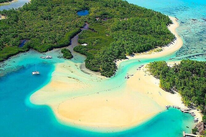 Full Day Shared Speed Boat in Ile Aux Cerfs Lunch & Transfer incl - Value check: is $88.47 for a 7-hour day fair?