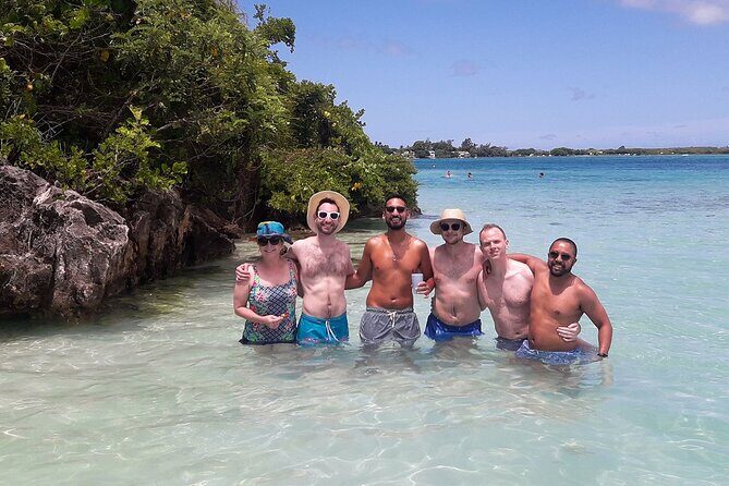 Full Day Tour 5 Island to Ile Aux Cerfs Incl. Lunch and Transfer - Îlot Flamants: short lagoon time and quick snorkeling