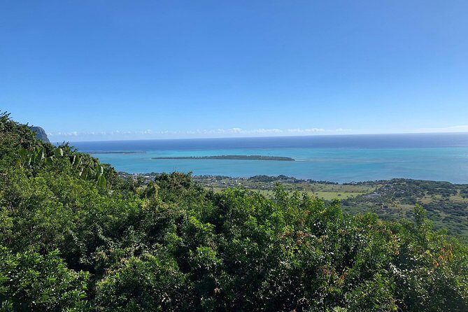 Full-Day Tour of South West Mauritius - Floreal crafts and Trou aux Cerfs: the day’s first big wow