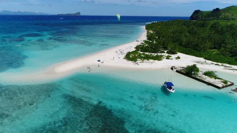 Grand Baie: Catamaran 3 Islands Cruise & Lunch on the Island - The Catamaran Cruise Out: Where You Get the Best Views for the Least Effort