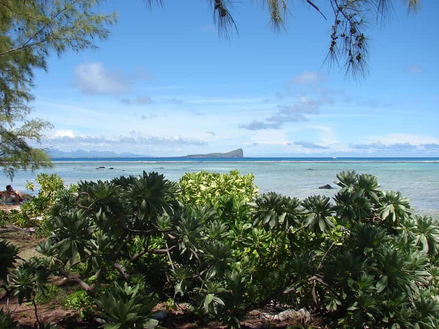 Grand Baie: Three Islands Private Boat Trip and Beach BBQ - Key highlights to know before you go