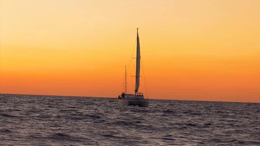 Grand Bay: BBQ Dinner on Catamaran & Short Sunset Tour - Tips to get the most out of your night