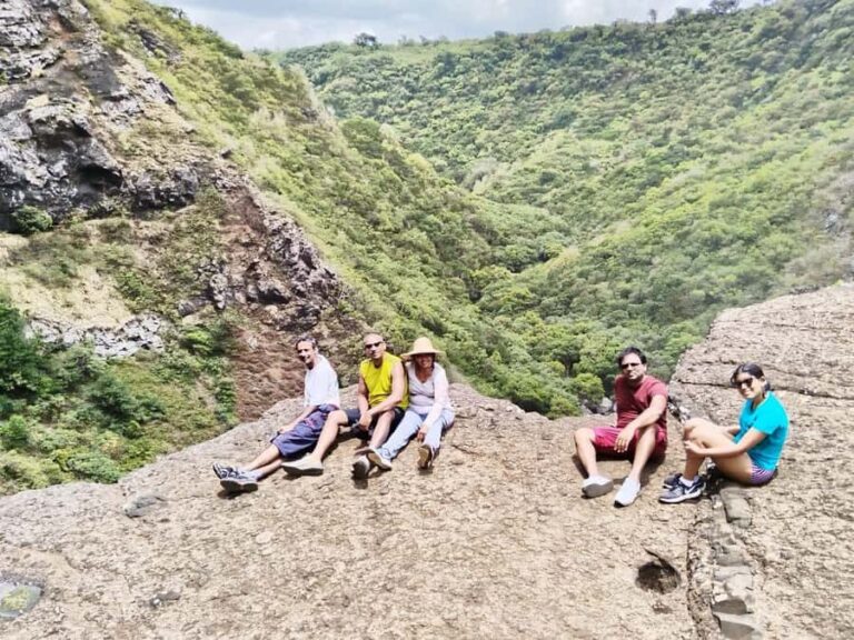 Henrietta: Hiking at the Tamarind Waterfalls - Getting There Without Stress: Pickup and Drive Included
