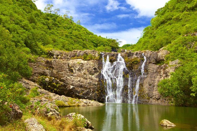 Hiking Trip Full-Day: The Magnificent 7 Waterfalls Sept Cascades including Lunch - Key points before you go
