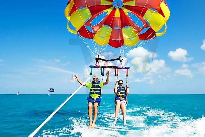 Ile aux Cerf: Speed boat with Parasailing & Tube Riding and Lunch - Picking Up the Day: Trou d’Eau Douce by 8:30