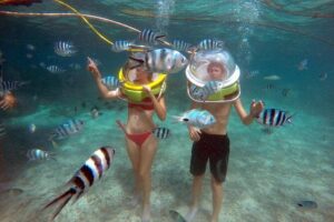 Ile aux Cerf: Speed boat with Parasailing & Tube Riding and Lunch - The Speedboat Leg: East Coast Lagoons at Full Speed