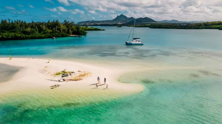 Ile Aux Cerfs: Catamaran Cruise, island, waterfalls, Lunch - Key things I’d plan around