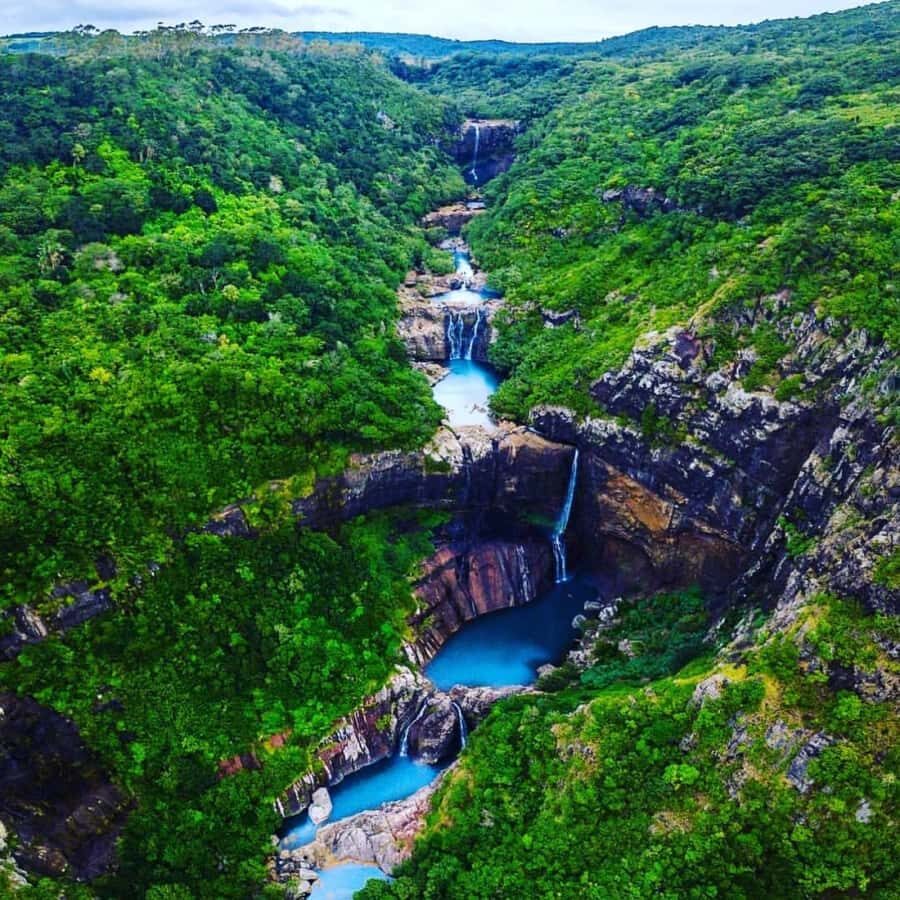 Mauritius: 7 Waterfalls Hike with Lunch and Hotel Transfers - From Pickup in Your Car to Henrietta: How Your Morning Gets Rolling