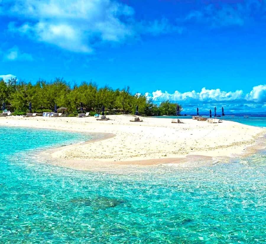 Mauritius: Catamaran cruise to 3 Northern Isles with lunch - Flat Island: another taste of “small and protected”