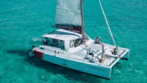 Mauritius: Catamaran Day Cruise to lle aux Cerfs with Lunch - Trou d’Eau Douce Start: From Jetty to Open Water