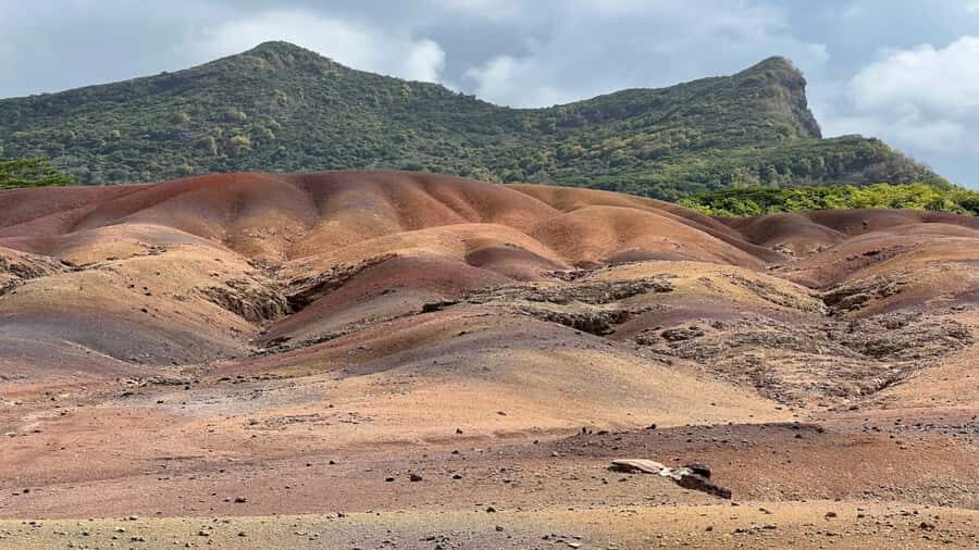 Mauritius: Chamarel 7 Colours & Waterfalls, South-West Tour - Guides and vehicle comfort: why the day feels smooth