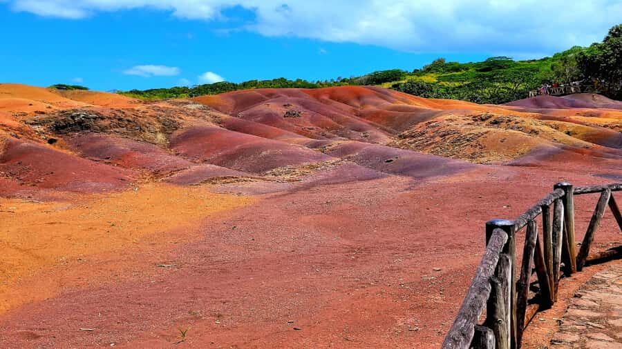 Mauritius: Chamarel 7 Colours & Waterfalls, South-West Tour - Private south-west Mauritius in one 9-hour push