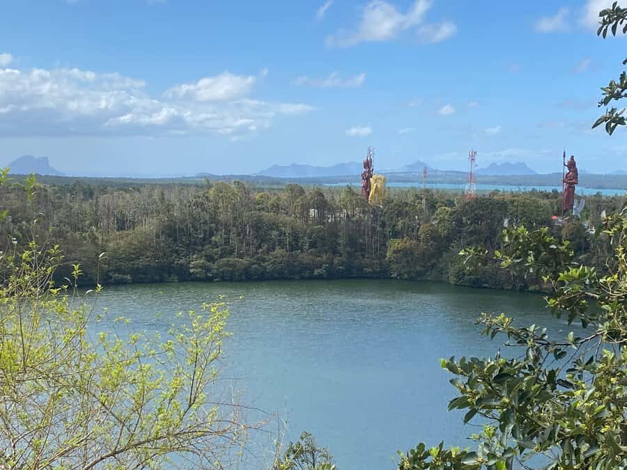 Mauritius: Exclusive South West Tour - Food, drinks, and shopping: what’s on you vs what’s included