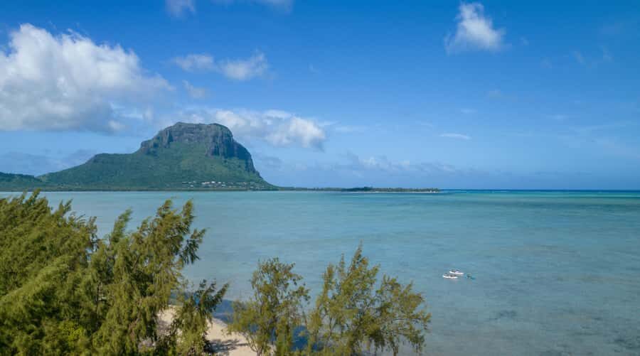 Mauritius: Guided Kayak tour to Benitiers Island - Should you book?
