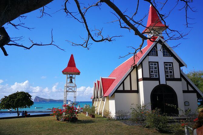 Mauritius Guided North Tour (Private) - Your private Mauritius North Tour starts with pickup and calm driving