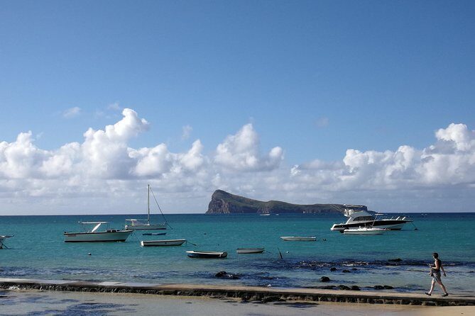 Mauritius Guided North Tour (Private) - SSR Botanical Garden: Tropical Plants in About 90 Minutes