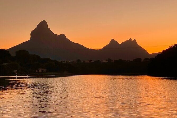 Mauritius: Guided Sunrise Kayak Tour on the Tamarin River - Tamarin Bay at sunrise: why the timing matters
