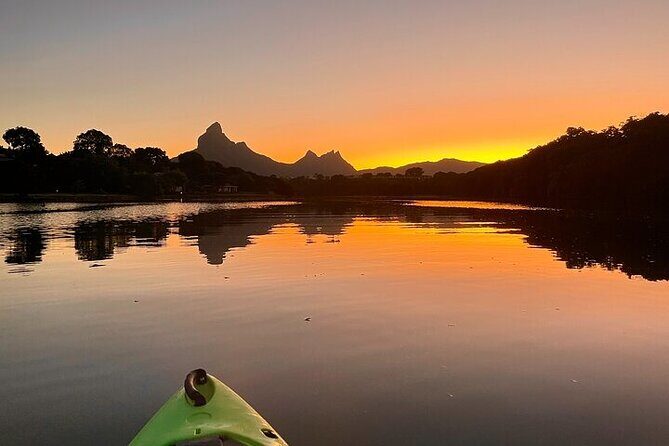 Mauritius: Guided Sunrise Kayak Tour on the Tamarin River - Your 90-minute paddle: what happens from start to finish