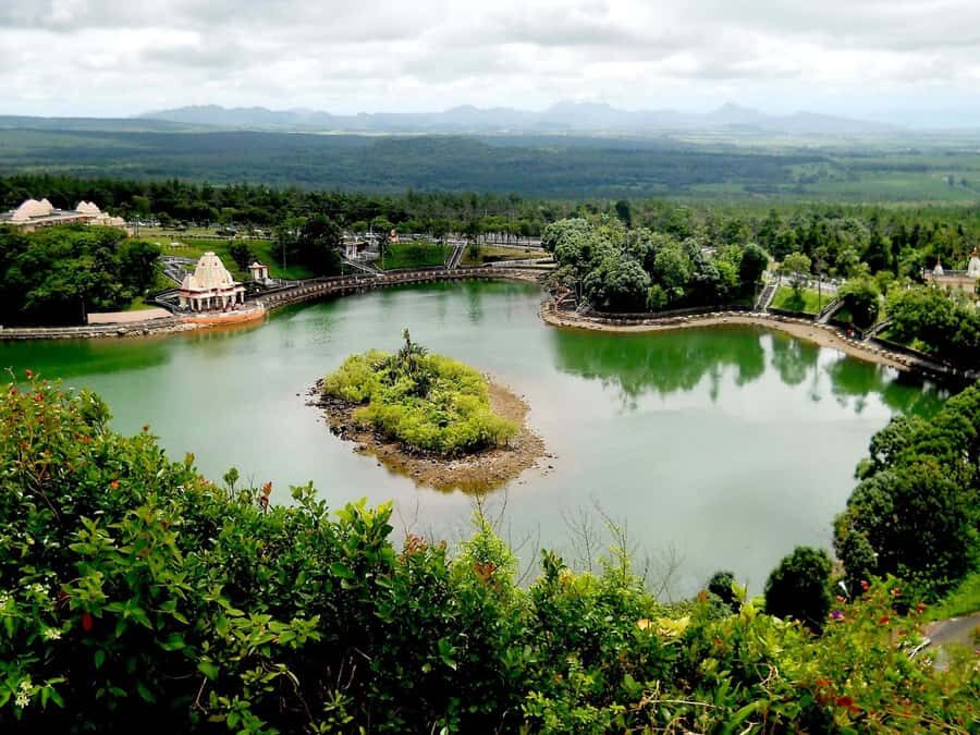 Mauritius: Guided Trip to the Southwest with Safari Tour - Casela Nature Park: African Truck Safari meets birds and big cats