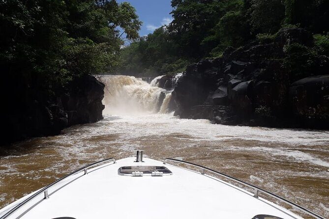 Mauritius : Ile Aux Cerfs 3 islands Speed Boat Trip with BBQ - Timing and getting there from Trou d’Eau Douce