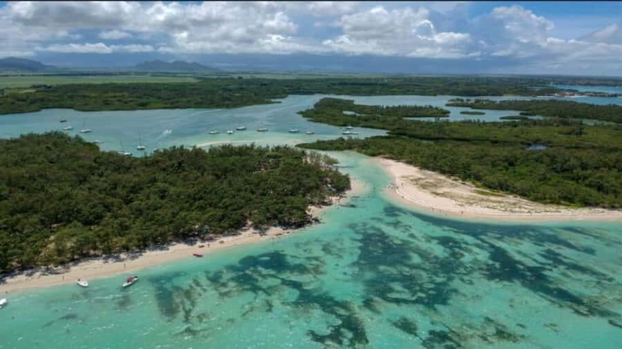 Mauritius: Ile Aux Cerfs catamaran cruise Lunch with BBQ - A catamaran cruise that mixes swimming, snacks, and a beach you’ll remember