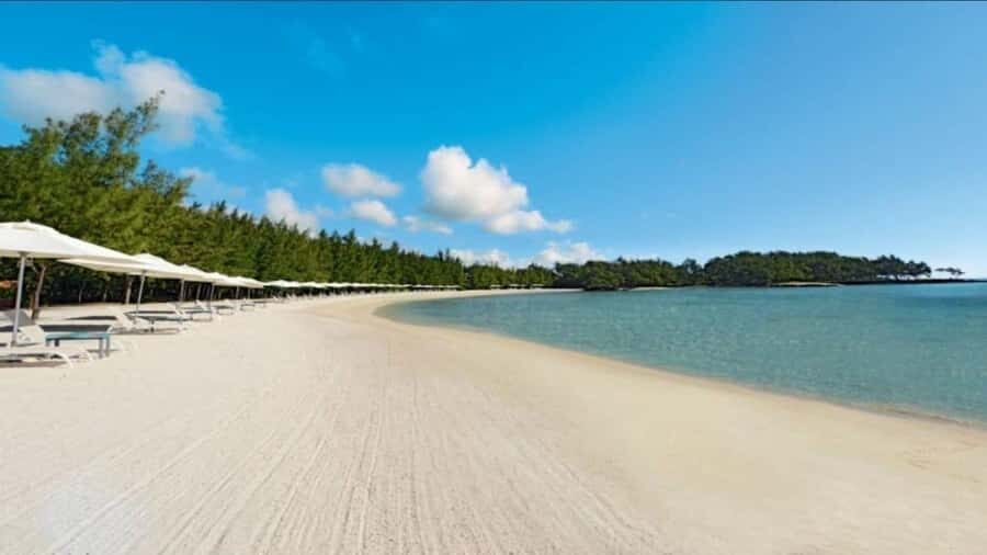 Mauritius: Ile Aux Cerfs catamaran cruise Lunch with BBQ - Value for $59: what you’re really paying for