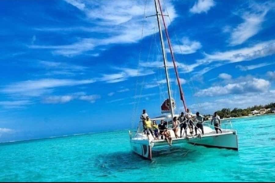 Mauritius: Ile Aux Cerfs Catamaran Cruise with Lunch - Why This Catamaran Day Feels Like a Smart “Do It All” Choice
