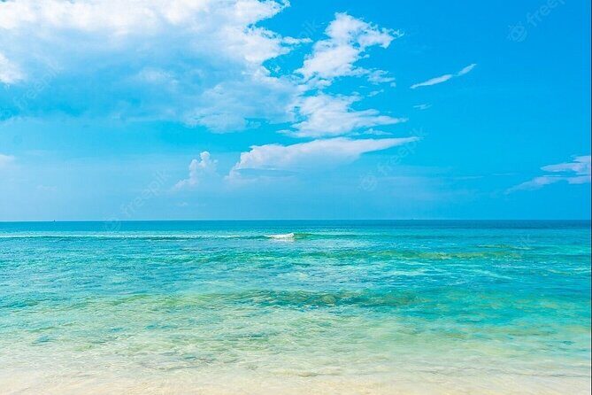 Mauritius: Ile Aux Cerfs Catamaran Tour with Lunch and Drinks - Barbecue lunch and open bar: The value moment of the day