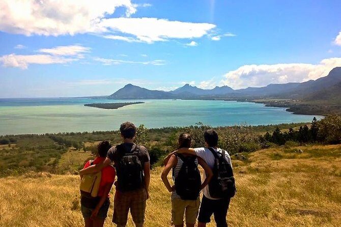 Mauritius Le Morne Hiking including transfer - Along the route: what you might notice before the summit