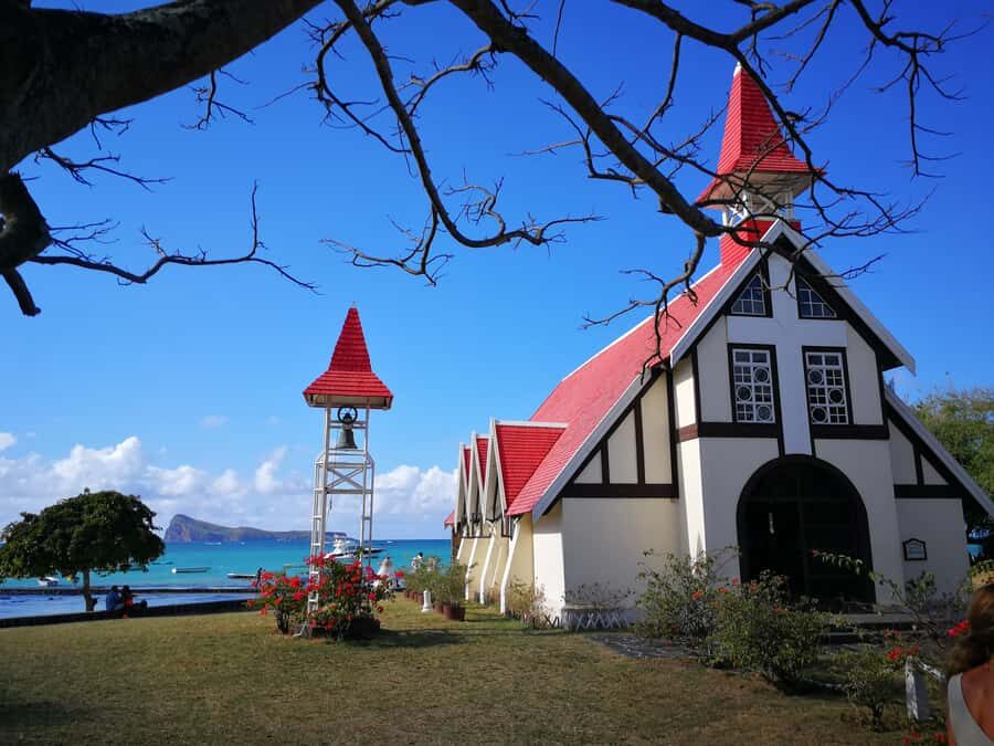Mauritius North: Private Paradise Tour with Gardens, Markets - Port Louis Market, Caudan Waterfront, and Fort Adelaide: Your First Dose of Local Life