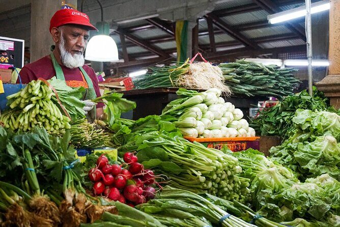 Mauritius: Port Louis Street Food City Tour - Meet at Caudan Waterfront, then get your bearings on foot