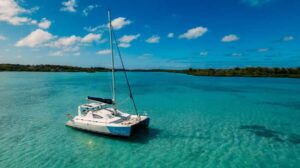 Mauritius: Private Catamaran Tour to île aux Cerfs - Meeting at Chez Tino Restaurant and What That Means for Your Day